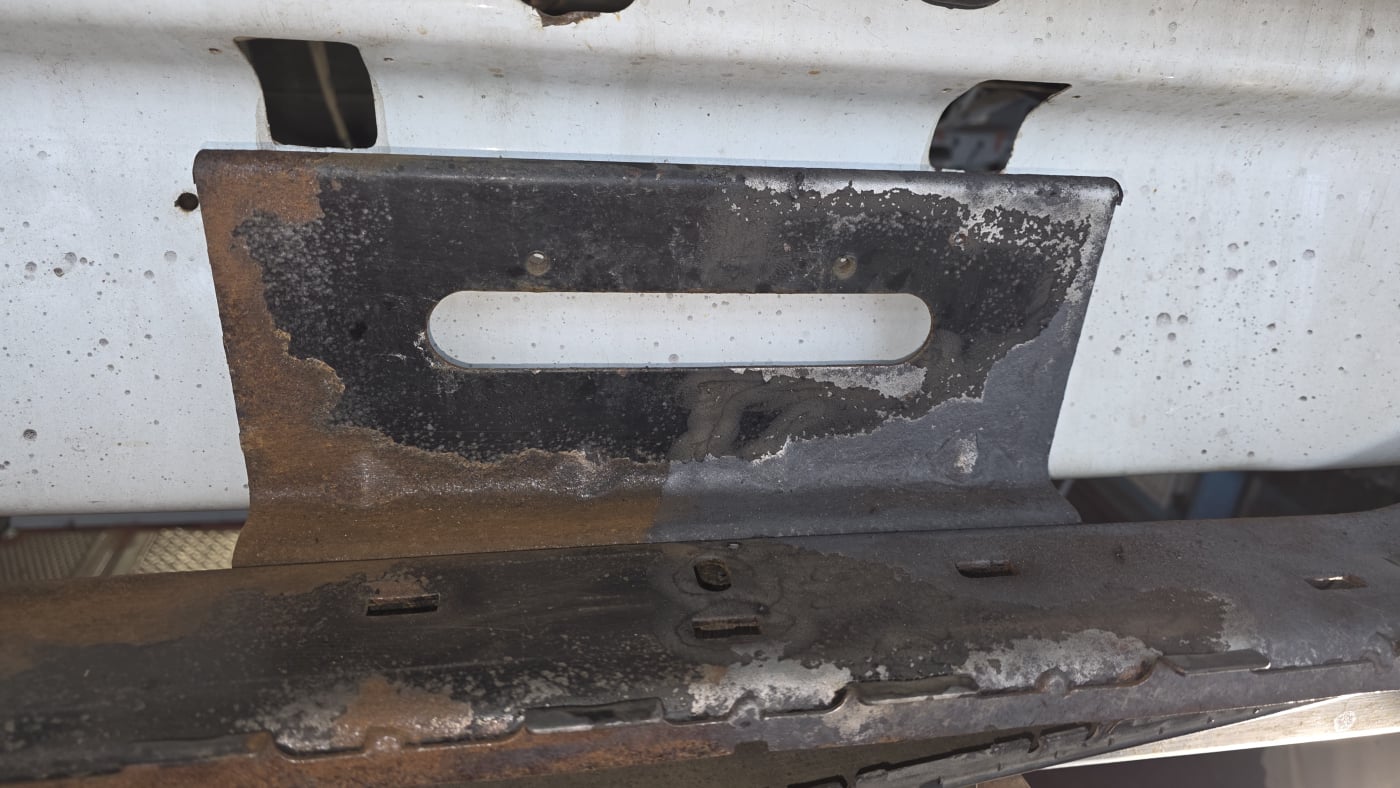 nejpřesnější technologie pro odstranění rzi, laku a oxidace bez poškození materiálu